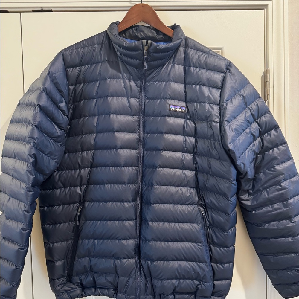 Patagonia Men's Navy Puffer Jacket